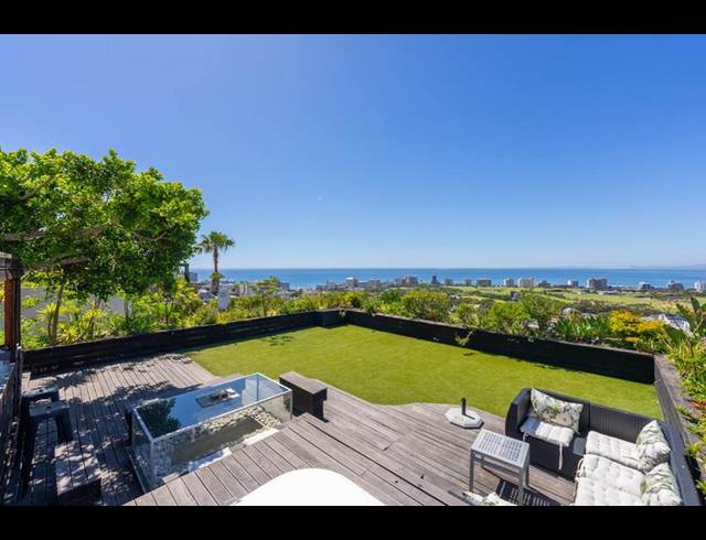 5 BEDROOM HOUSE FOR SALE IN GREEN POINT